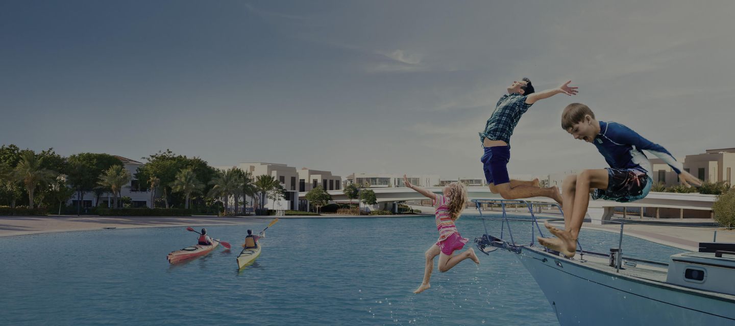 LIVE LIFE AS IT SHOULD BE